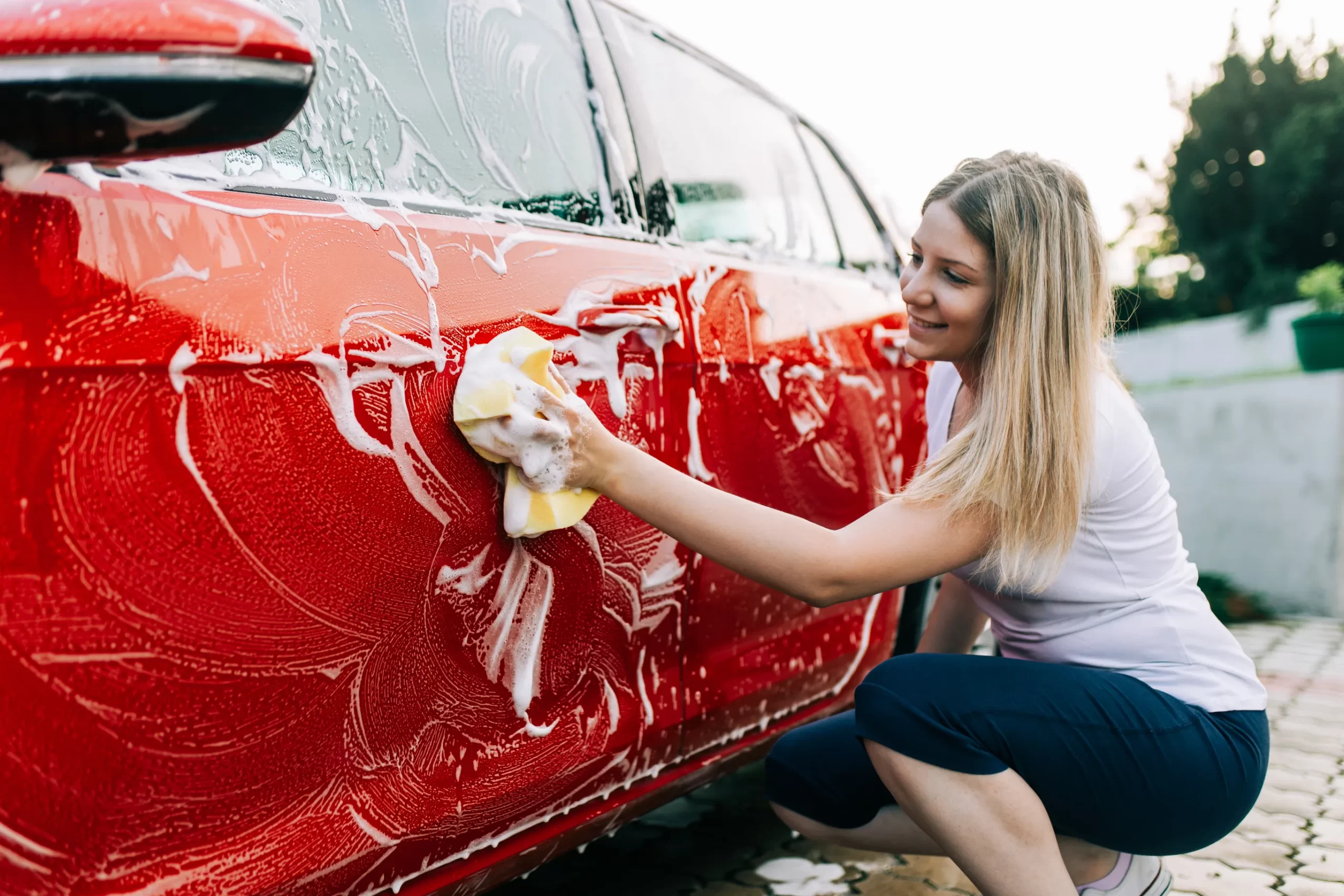 10 Consejos para limpiar tu coche como un profesional